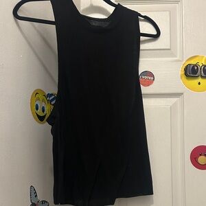 ALO Yoga Black Muscle Tee
